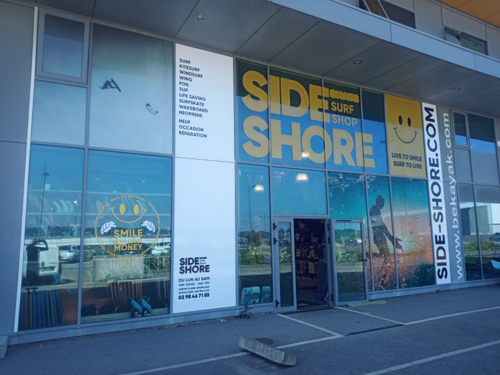 Habillage complet de la façade du magasin Side Shore, en vinyle adhésif